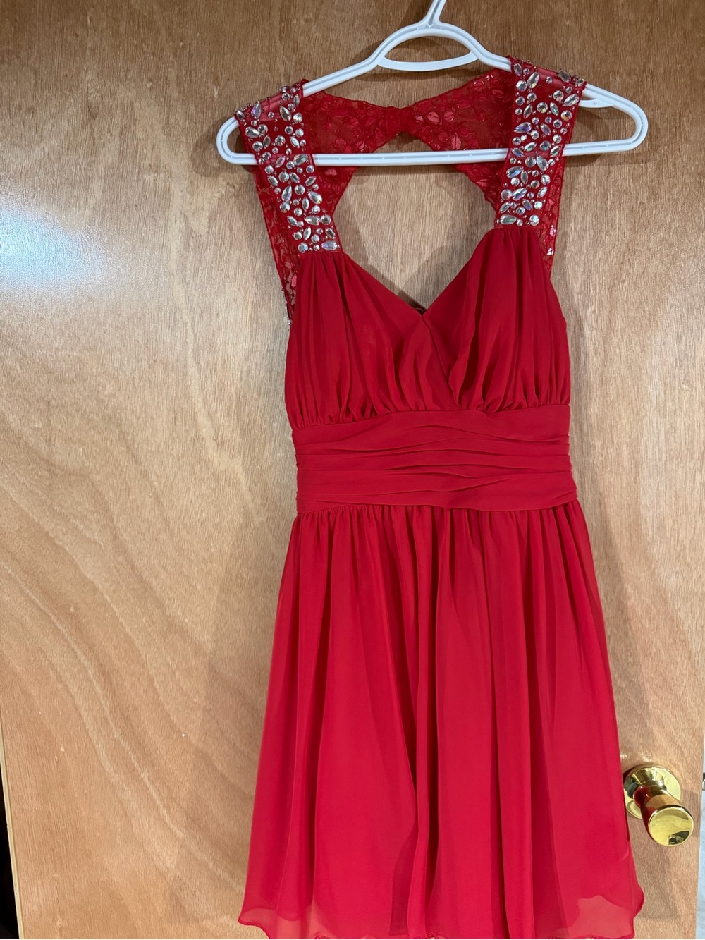 B. Smart Red Beaded Strap Formal Dress